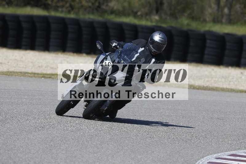 /01 02.04.2026 MAZ ADR/Gruppe gelb Gruppe gruen/10